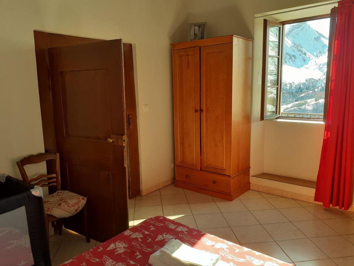 appartement gentiane dans gite la maison d'augustin classé 2 étoiles,la tour,73530 st jean d'arves Saint-Jean-d'Arves Extérieur photo